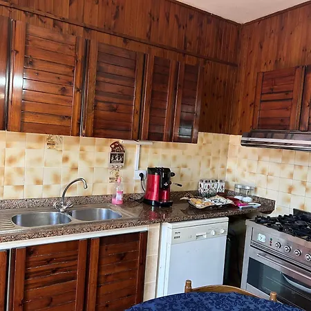 Apartamento Casa Belvedere A Valle San Martino Di *