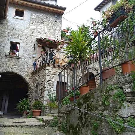 Apartament Casa Belvedere A Valle San Martino Di