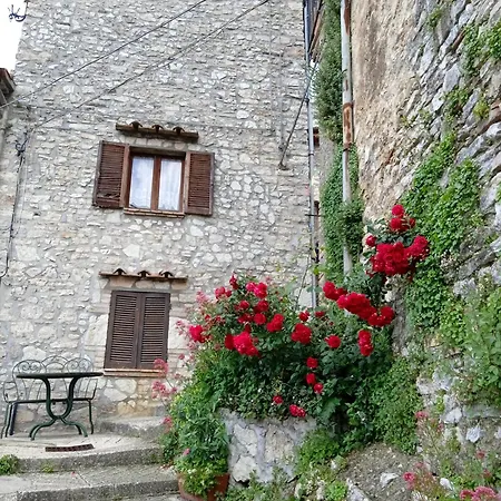 Apartament Casa Belvedere A Valle San Martino Di