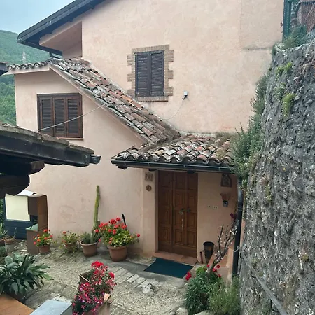 Casa Belvedere A Valle San Martino Di